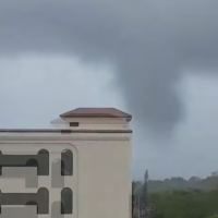 Tornadoes Happening In  in Sarasota, Florida